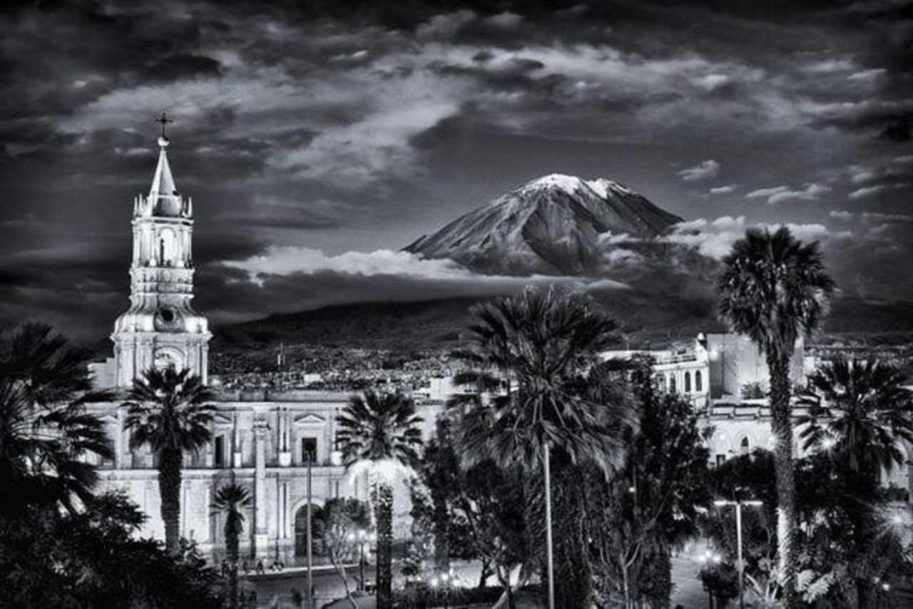 Katari Hotel At Plaza De Armas Arequipa Exterior foto